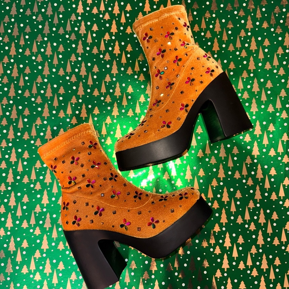 Betsey Johnson Harriet Yellow